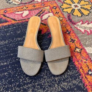 EUC Revolve LMS Silver Glitter Kitten Heels 38/7.5